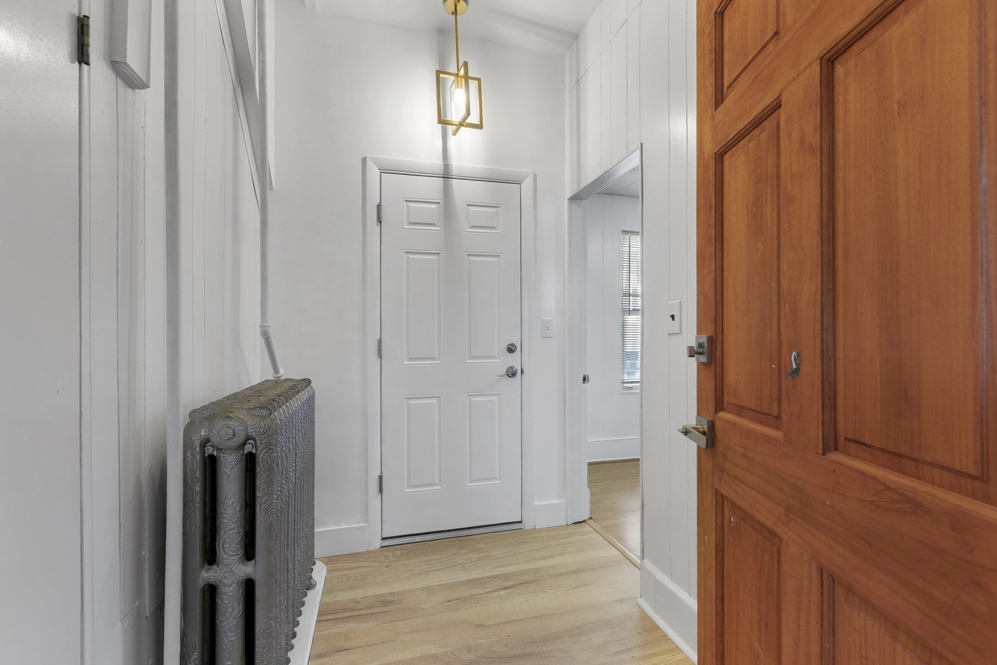 Revere, Massachusetts, 02151, United States, 5 Bedrooms Bedrooms, ,2 BathroomsBathrooms,Residential,For Sale,1974835