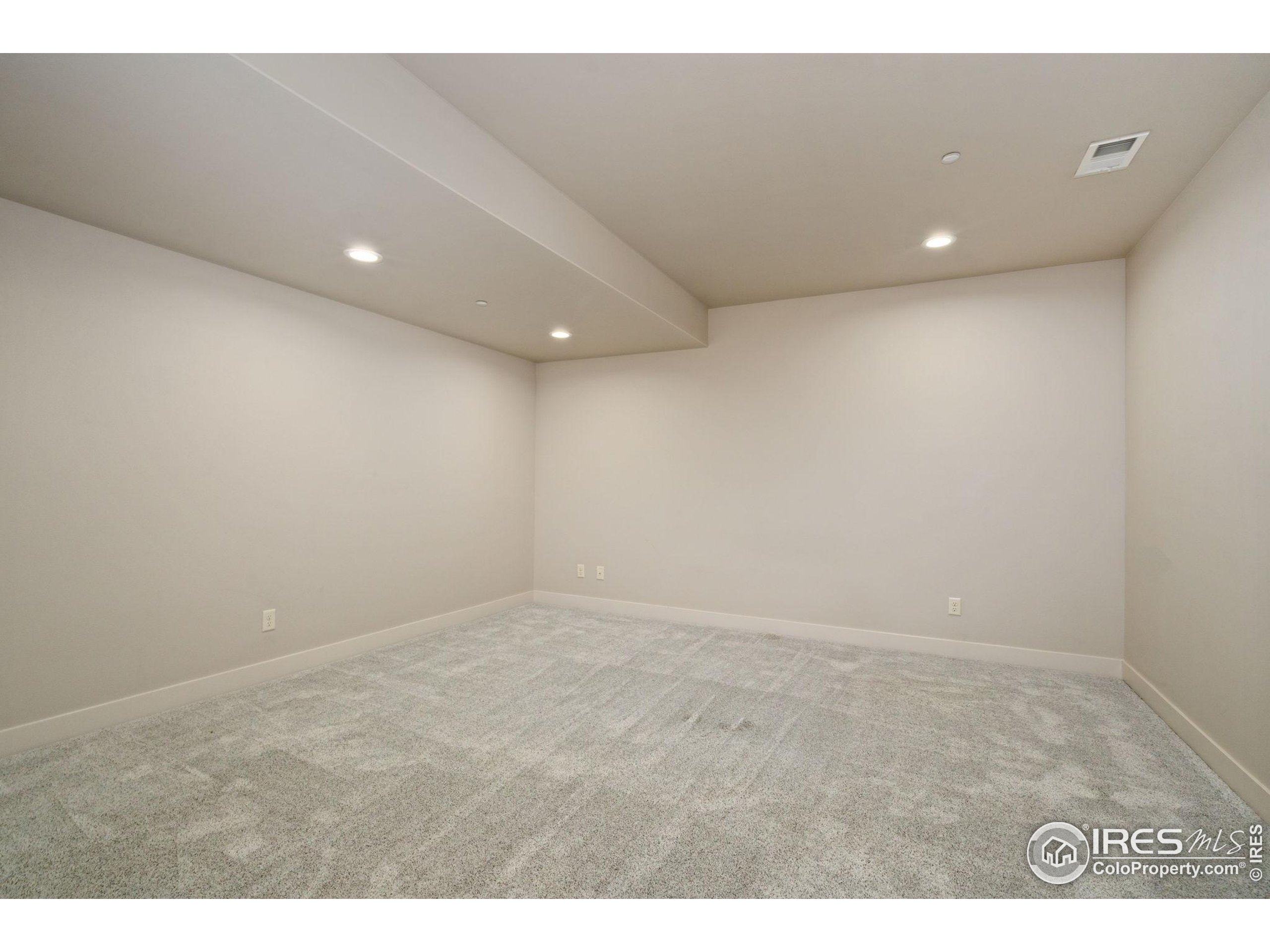 Fort Collins, Colorado, 80528, United States, 4 Bedrooms Bedrooms, ,2 BathroomsBathrooms,Residential,For Sale,1937678
