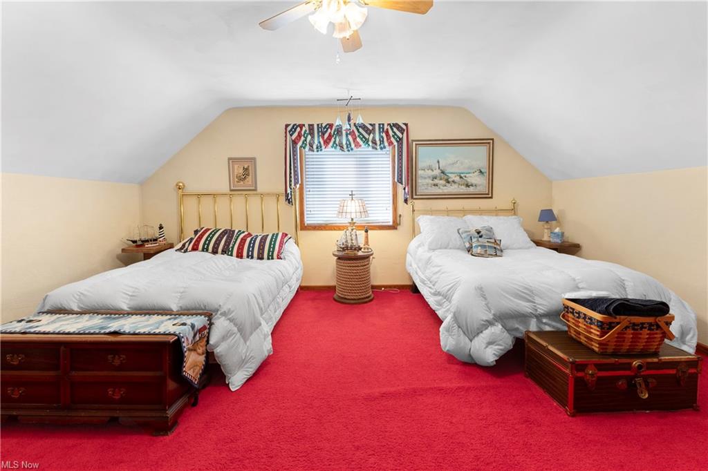 Chester, West Virginia, 26034, United States, 4 Bedrooms Bedrooms, ,3 BathroomsBathrooms,Residential,For Sale,1974553