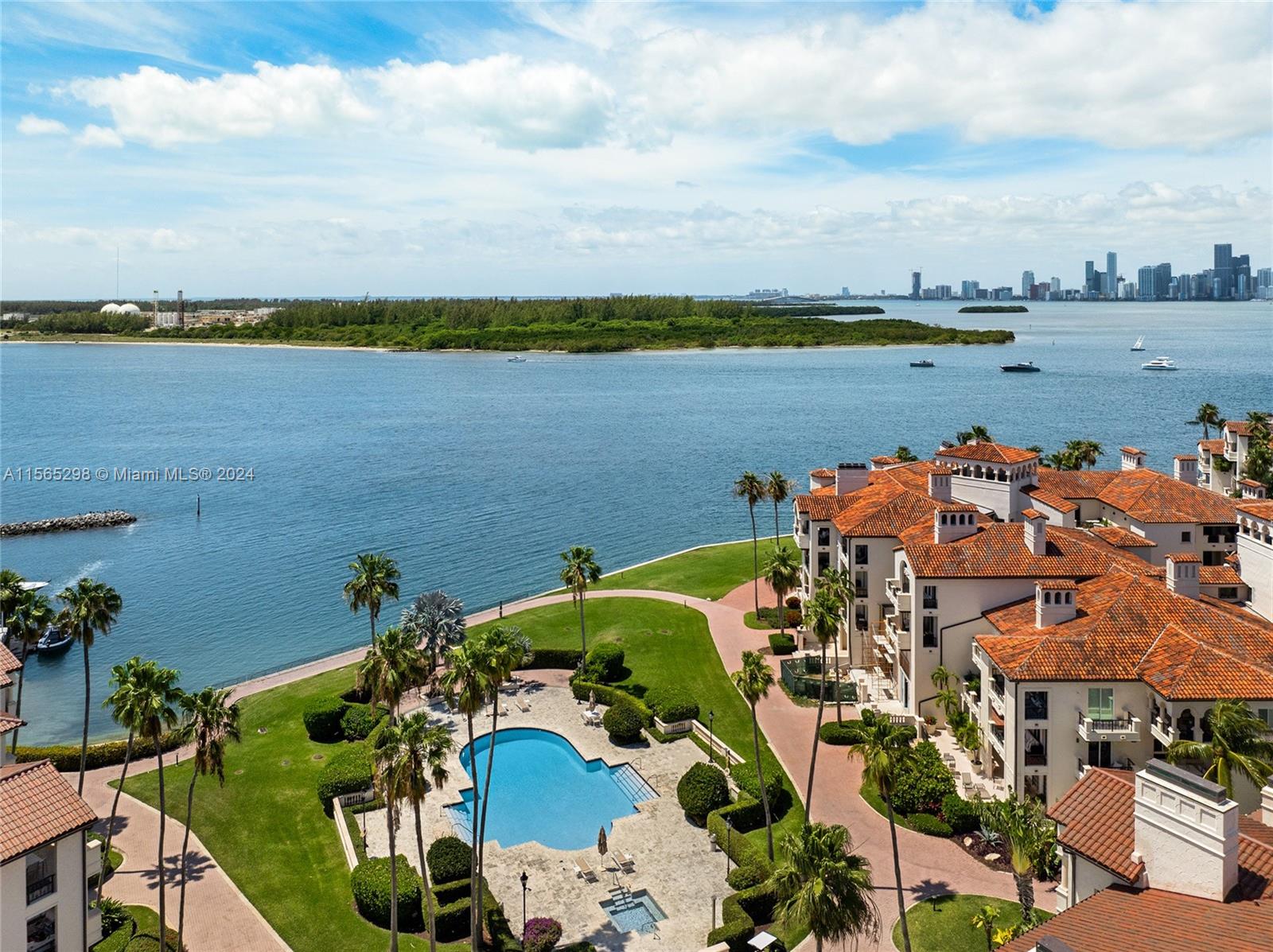 Miami Beach, Florida, 33109, United States, 3 Bedrooms Bedrooms, ,4 BathroomsBathrooms,Residential,For Sale,1926263