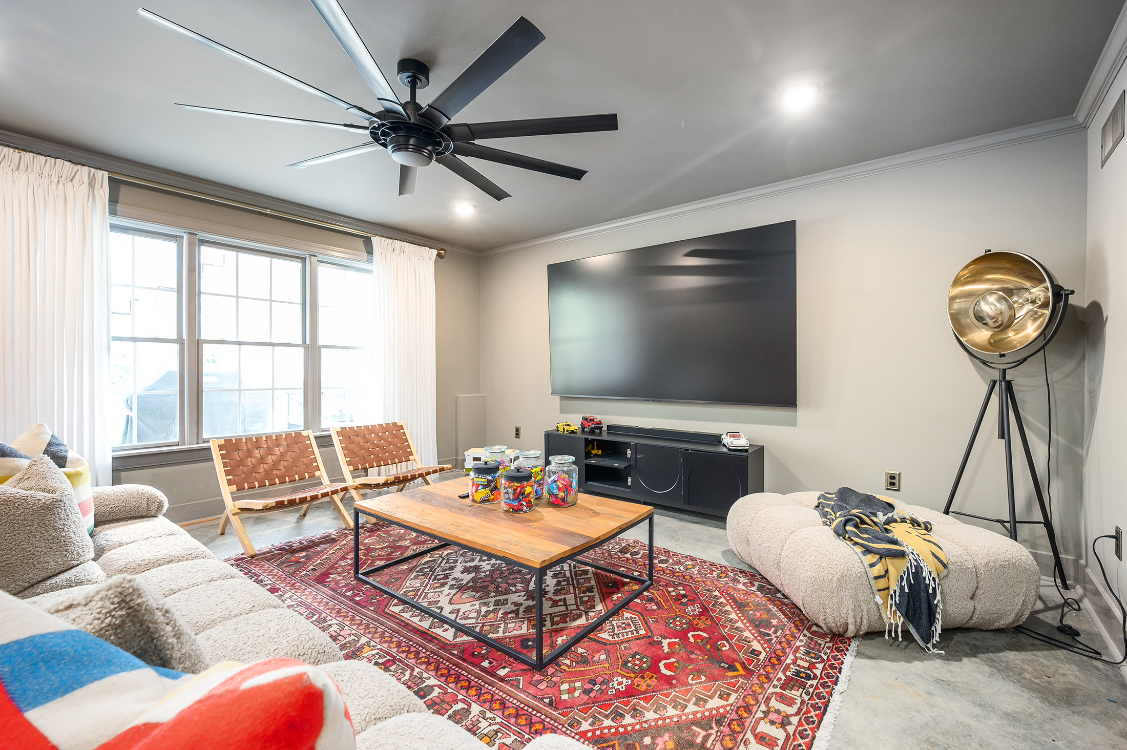  Timeless Southern Architecture Meets Sophisticated Contemporary Living - 物件實景