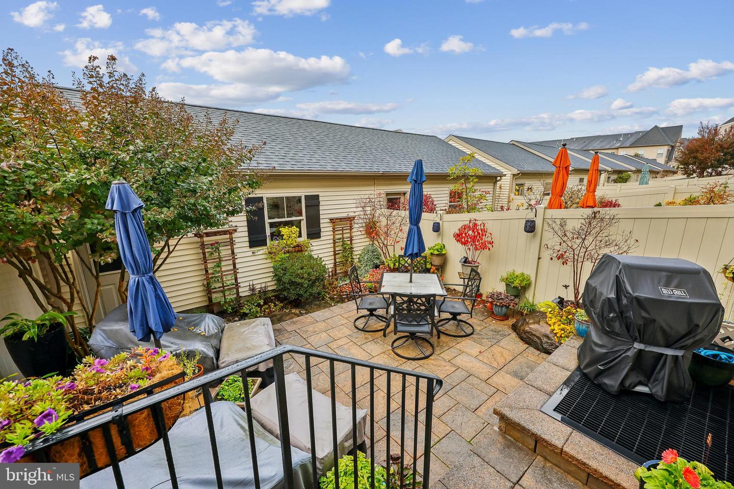 Frederick, Maryland, 21701, United States, 3 Bedrooms Bedrooms, ,4 BathroomsBathrooms,Residential,For Sale,1986533