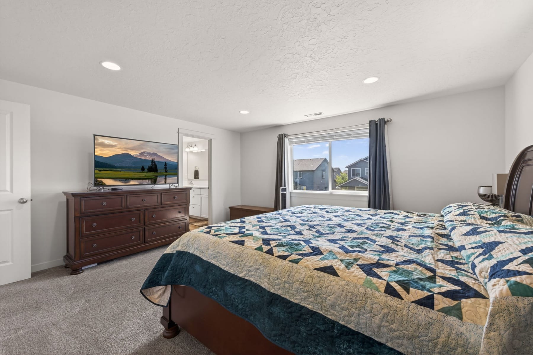  3461 NW 9th Street Redmond, OR 97756 - 物件實景