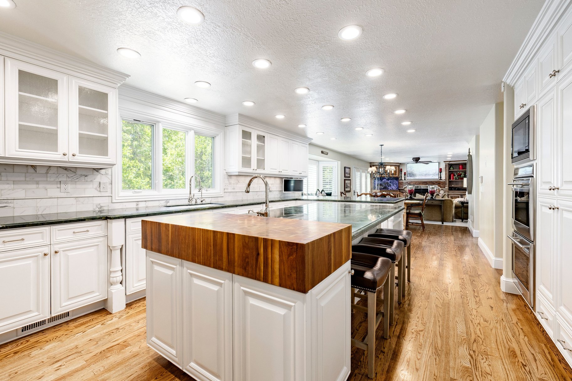  Private Cottonwood Heights Estate with Resort Backyard & Mountain Views - 物件實景