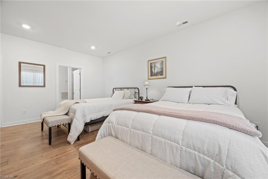 Gloucester, Virginia, 23061-2587, United States, 4 Bedrooms Bedrooms, ,3 BathroomsBathrooms,Residential,For Sale,1872162
