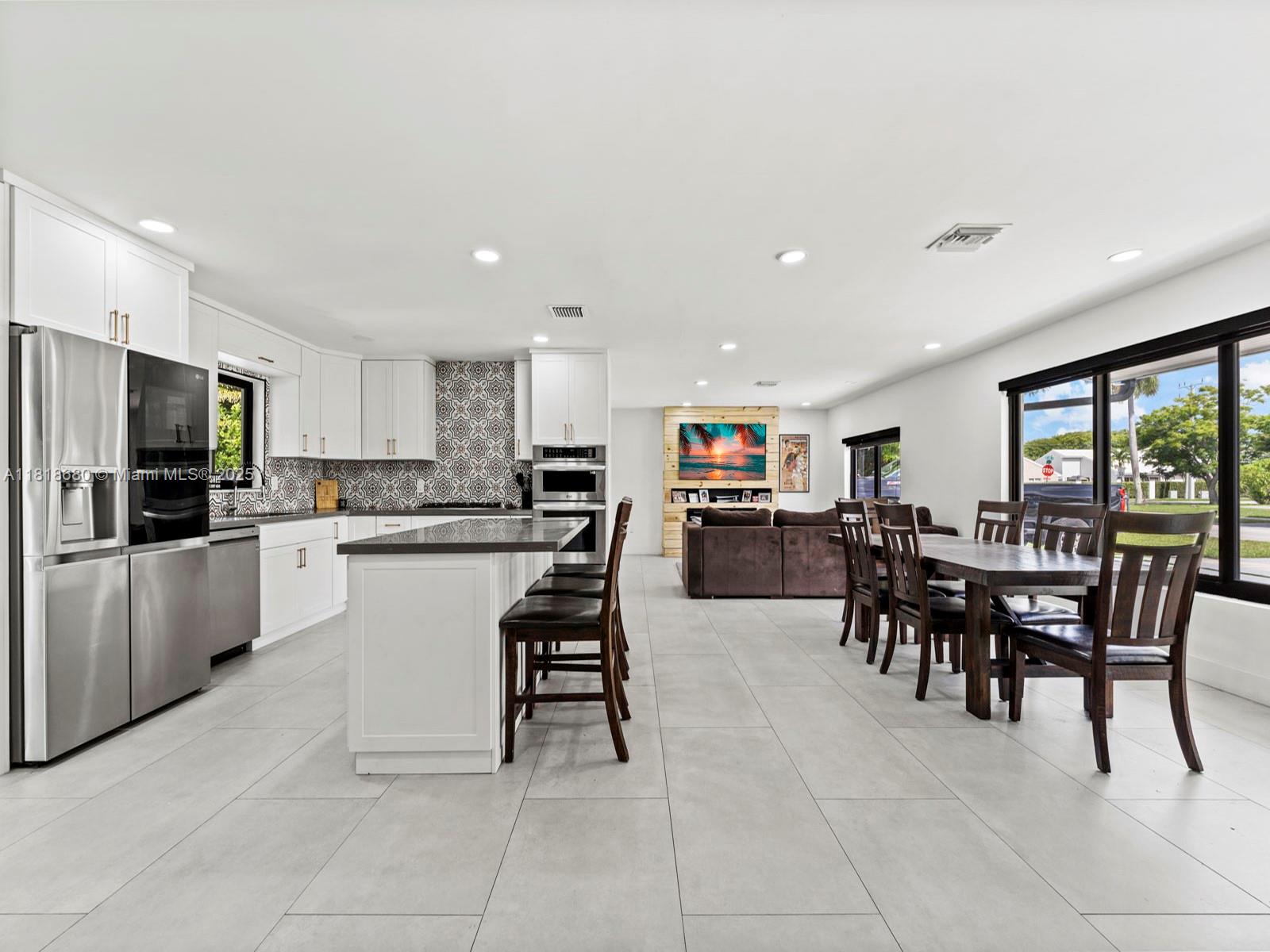 Miami, Florida, 33173, United States, 3 Bedrooms Bedrooms, ,2 BathroomsBathrooms,Residential,For Sale,1857432