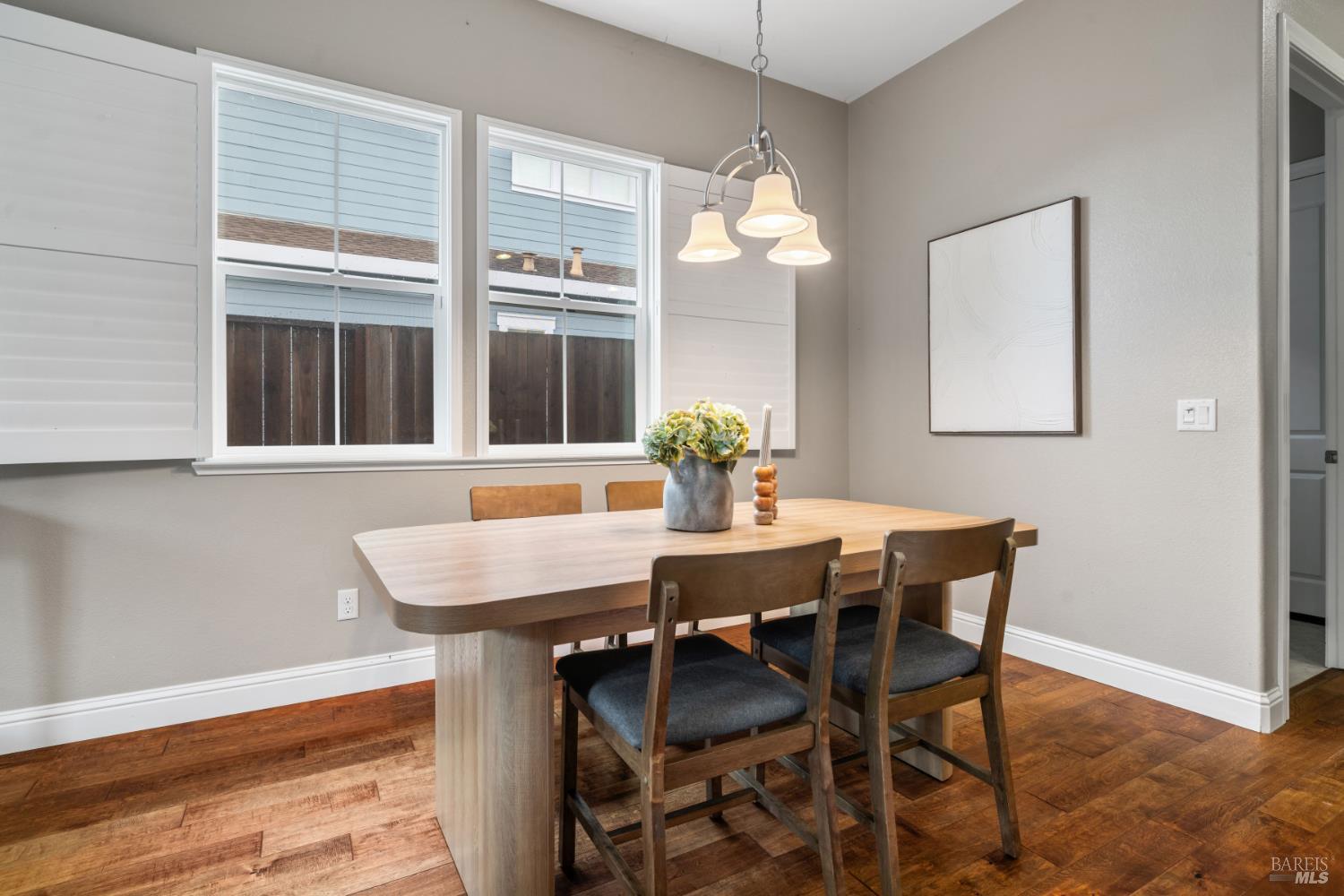 Santa Rosa, California, 95407, United States, 3 Bedrooms Bedrooms, ,2 BathroomsBathrooms,Residential,For Sale,1988541