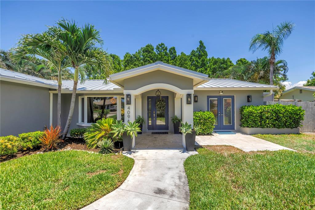 St Petersburg, Florida, 33711, United States, 3 Bedrooms Bedrooms, ,2 BathroomsBathrooms,Residential,For Sale,1862533