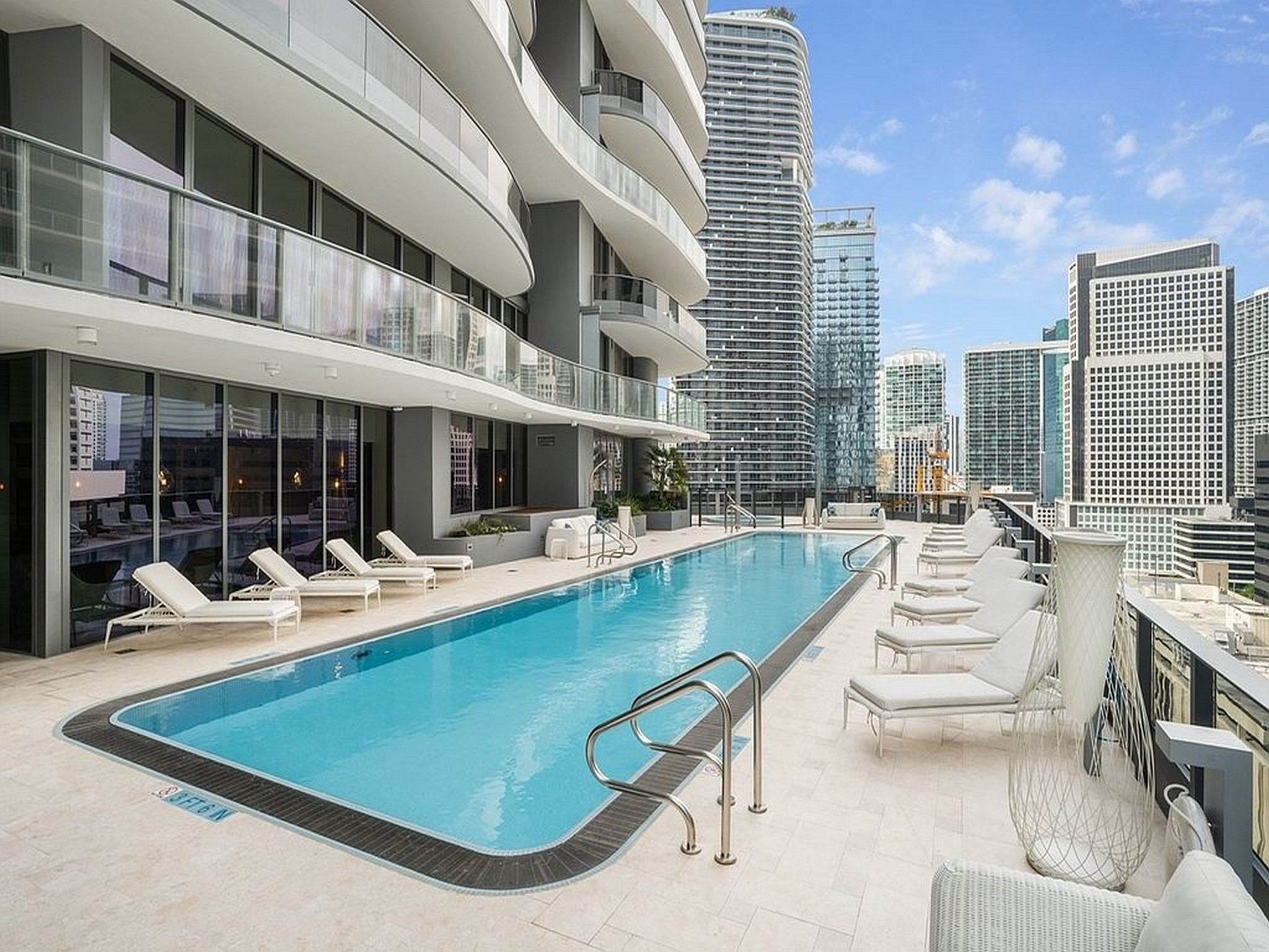  1000 Brickell Plz, Miami, FL, 33131 - 物件實景