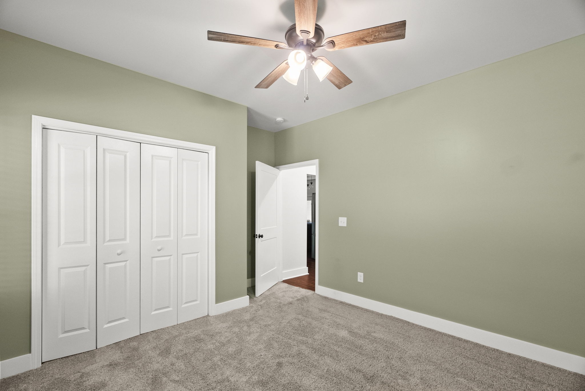 Cedar Hill, Tennessee, 37032, United States, 3 Bedrooms Bedrooms, ,2 BathroomsBathrooms,Residential,For Sale,1981088