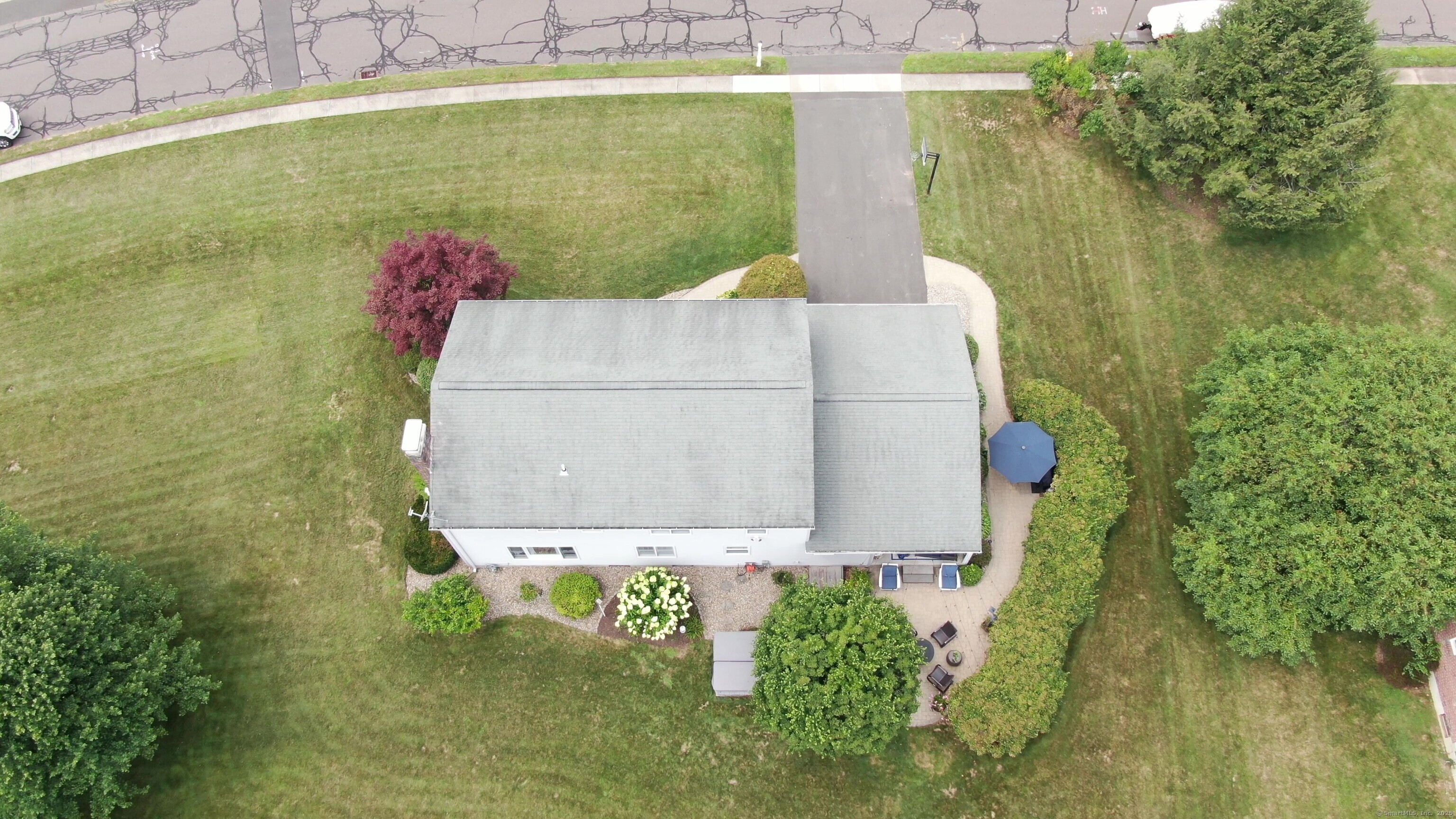 South Windsor, Connecticut, 06074, United States, 5 Bedrooms Bedrooms, ,3 BathroomsBathrooms,Residential,For Sale,1932148