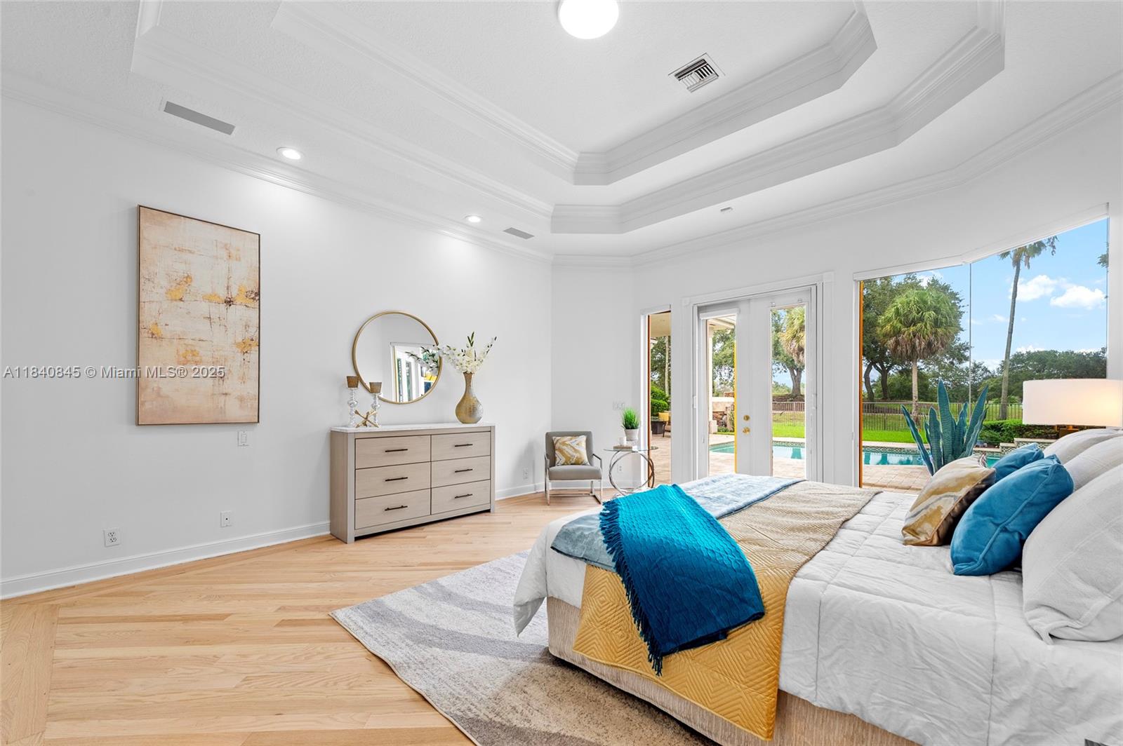 Weston, Florida, 33332, United States, 5 Bedrooms Bedrooms, ,6 BathroomsBathrooms,Residential,For Sale,1896752