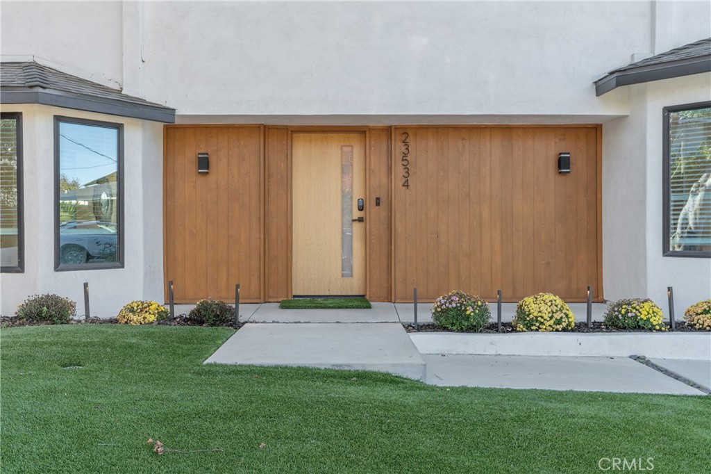 Woodland Hills, California, 91367, United States, 5 Bedrooms Bedrooms, ,4 BathroomsBathrooms,Residential,For Sale,2003511