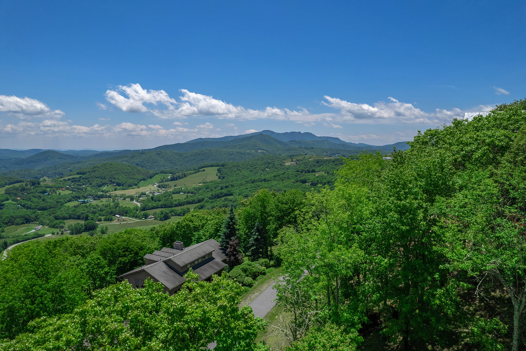  BANNER ELK - ROCKY KNOB - 物件實景