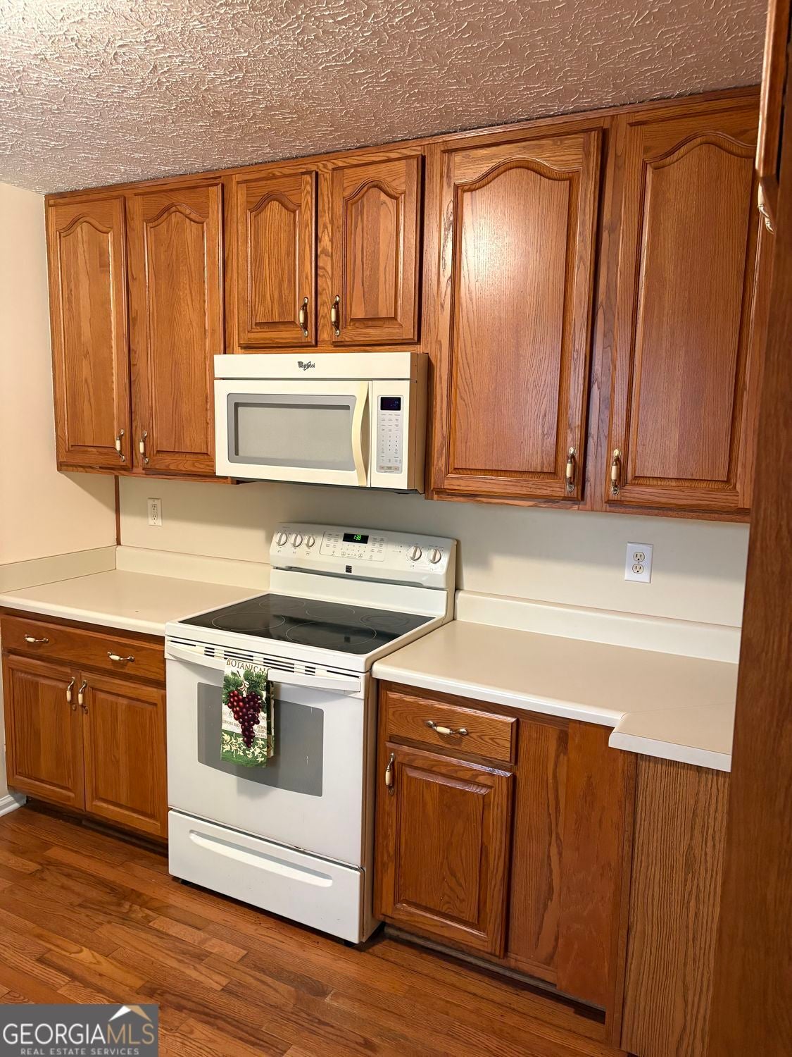 Rockmart, Georgia, 30153, United States, 4 Bedrooms Bedrooms, ,2 BathroomsBathrooms,Residential,For Sale,1969825