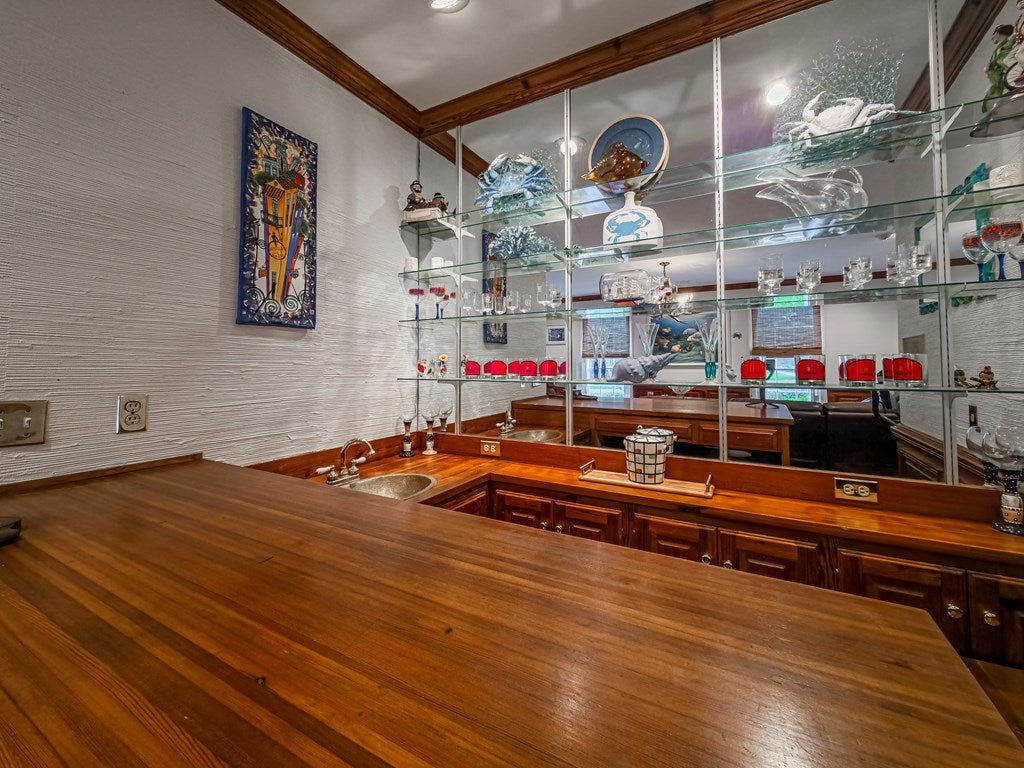Leslie, Georgia, 31764, United States, 5 Bedrooms Bedrooms, ,4 BathroomsBathrooms,Residential,For Sale,1944897