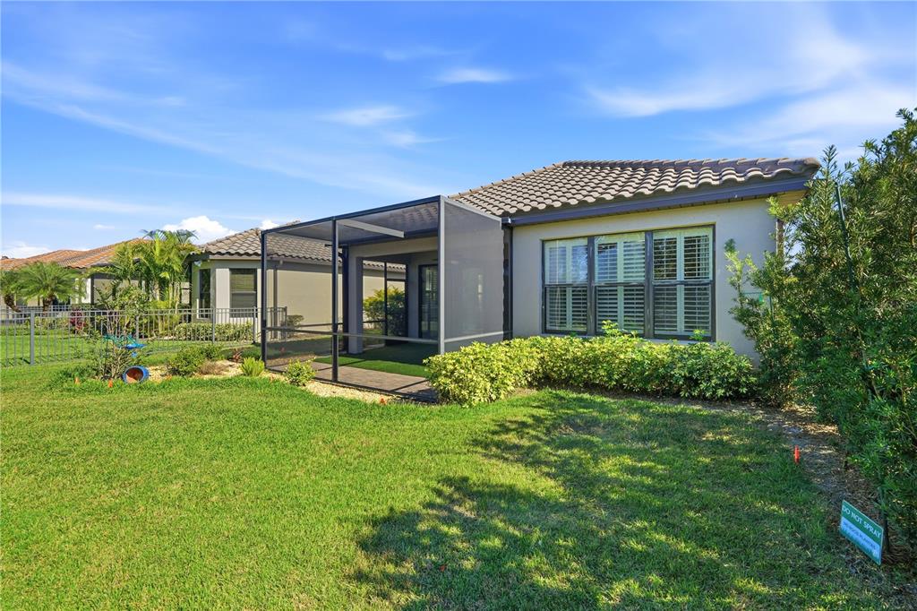 Tampa, Florida, 33647, United States, 3 Bedrooms Bedrooms, ,2 BathroomsBathrooms,Residential,For Sale,2000838