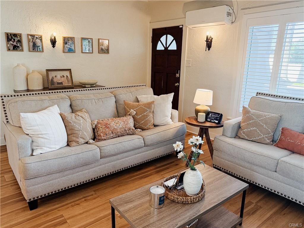 Riverside, California, 92507, United States, 3 Bedrooms Bedrooms, ,1 BathroomBathrooms,Residential,For Sale,2009699