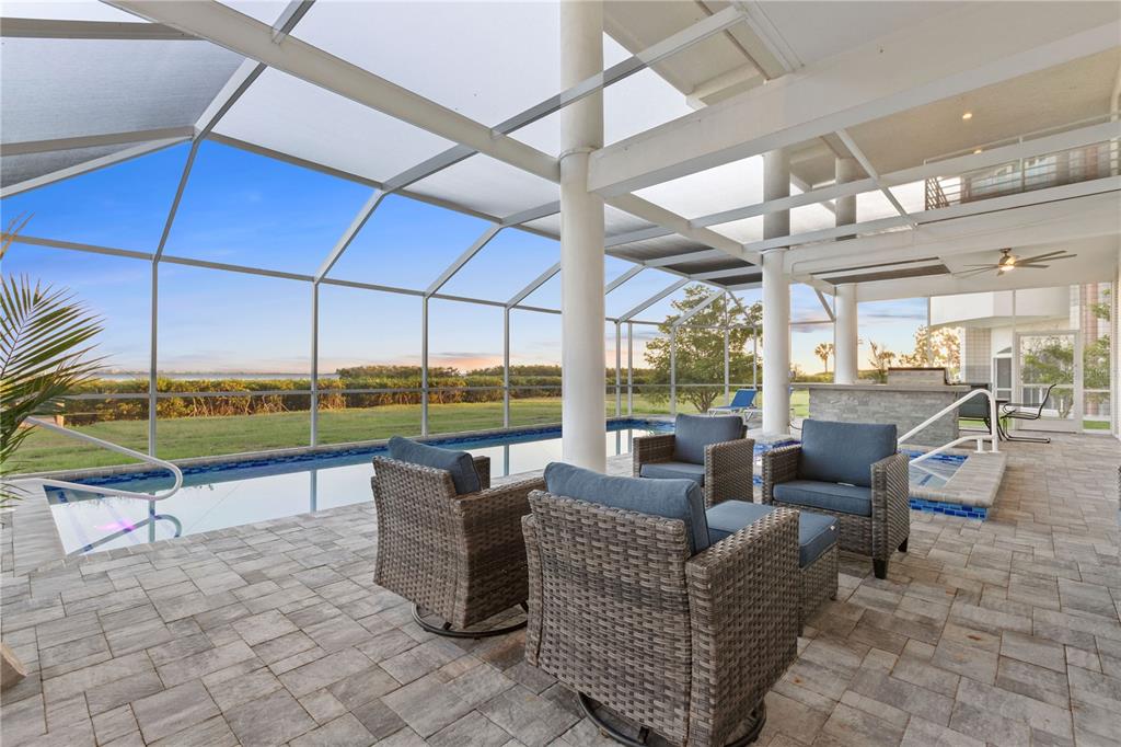 Bradenton, Florida, 34210, United States, 4 Bedrooms Bedrooms, ,5 BathroomsBathrooms,Residential,For Sale,1827645