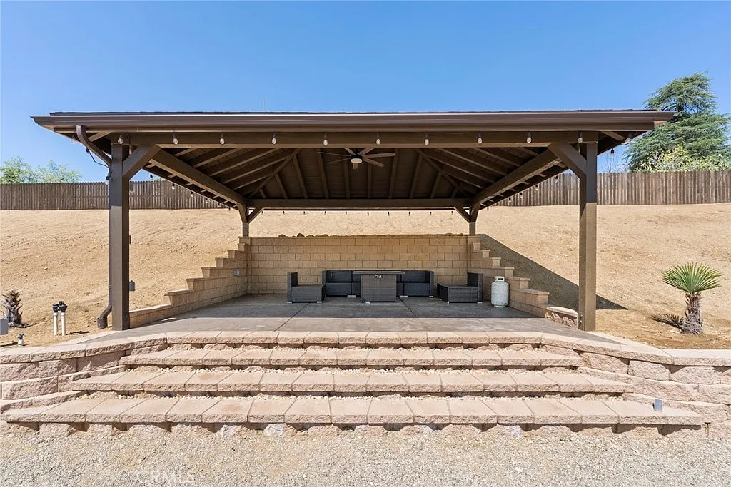 Cherry Valley, California, 92223, United States, 4 Bedrooms Bedrooms, ,3 BathroomsBathrooms,Residential,For Sale,1983713