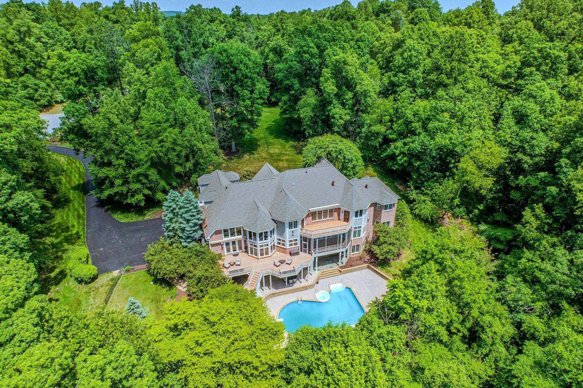  40321 Beacon Hill Drive, Leesburg, VA 20176 - 物件實景