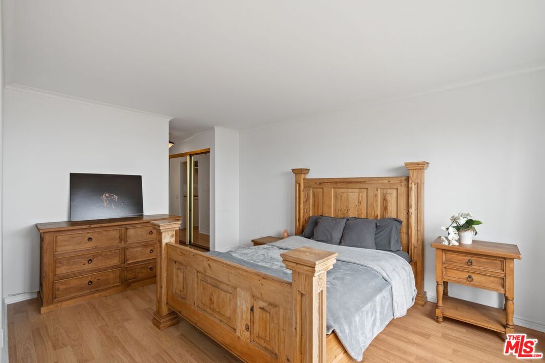 Malibu, California, 90265, United States, 1 Bedroom Bedrooms, ,1 BathroomBathrooms,Residential,For Sale,1840451