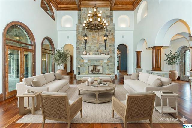 Calera, Alabama, 35040, United States, 5 Bedrooms Bedrooms, ,6 BathroomsBathrooms,Residential,For Sale,2006341