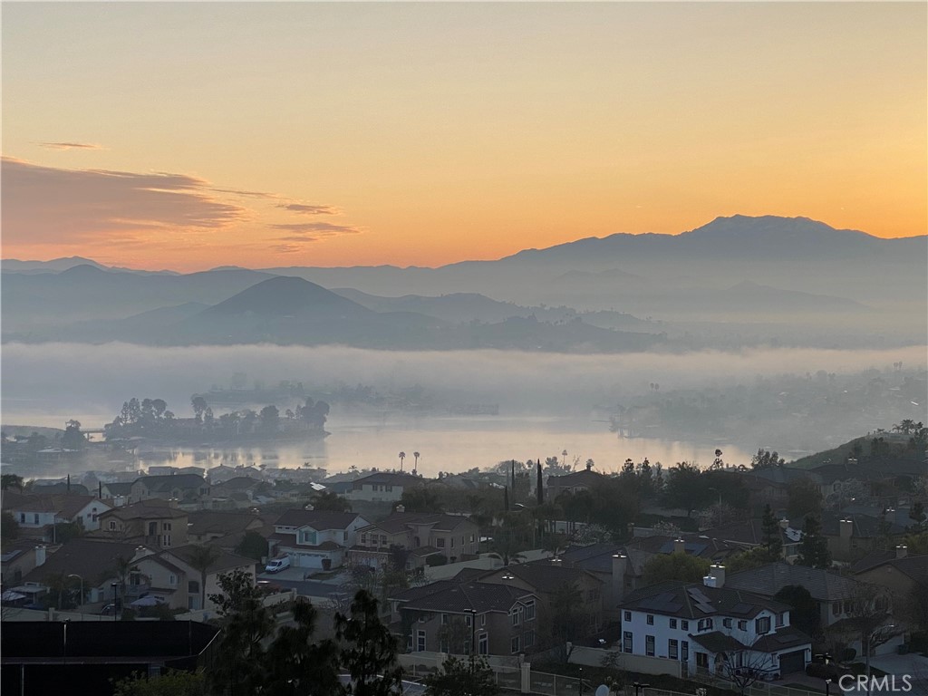 Lake Elsinore, California, 92532, United States, 4 Bedrooms Bedrooms, ,3 BathroomsBathrooms,Residential,For Sale,1988031