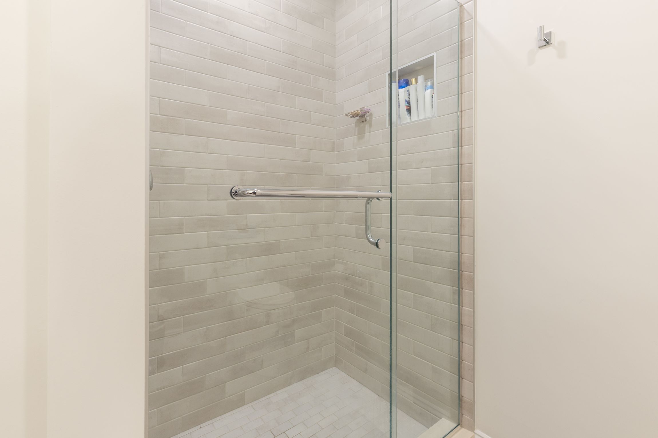  7 E Dexter Avenue, Unit 38, Woburn, MA, 01801 - 物件實景