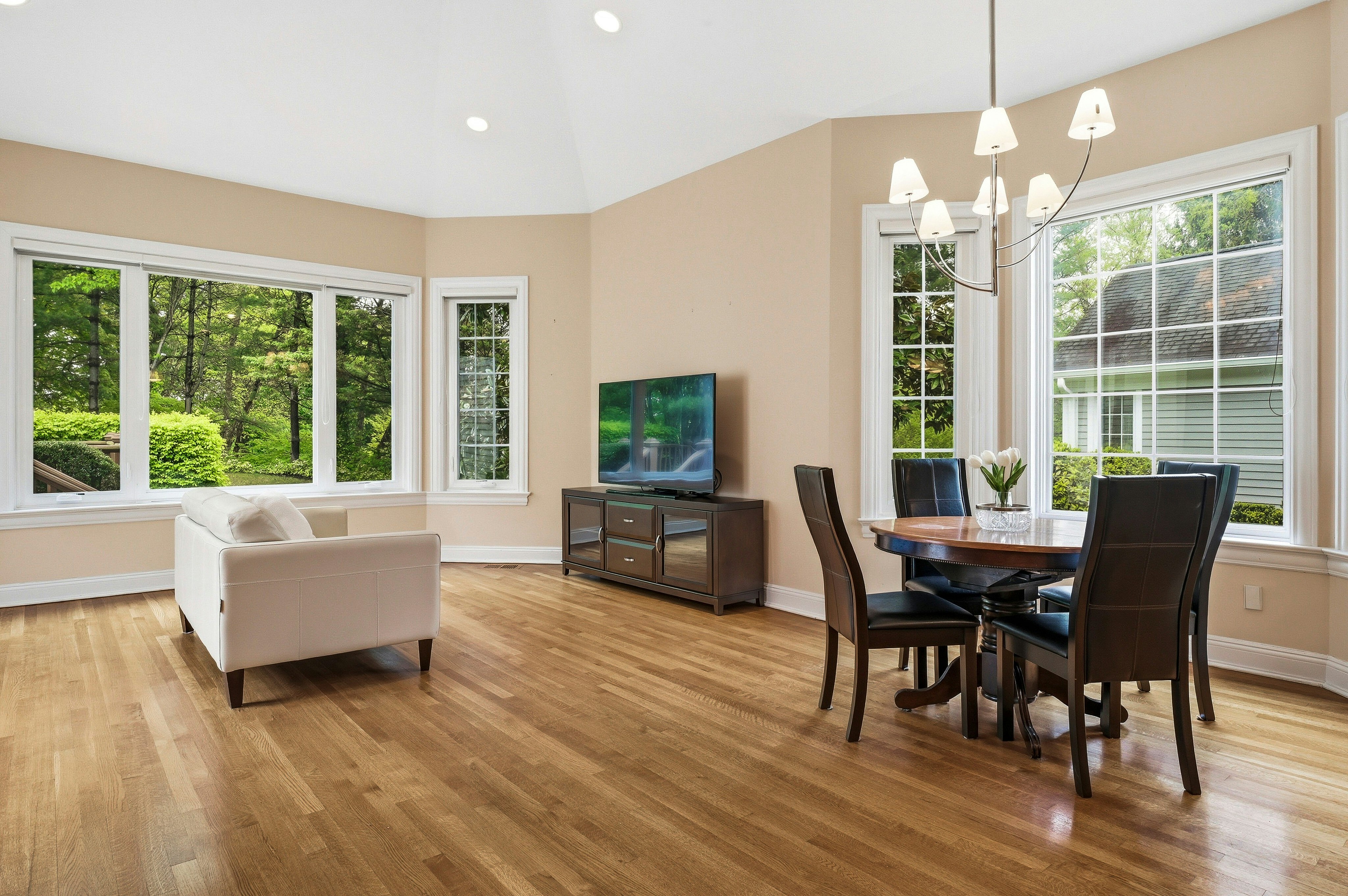  41 Evergreen Circle, Manhasset, NY, 11030 - 物件實景