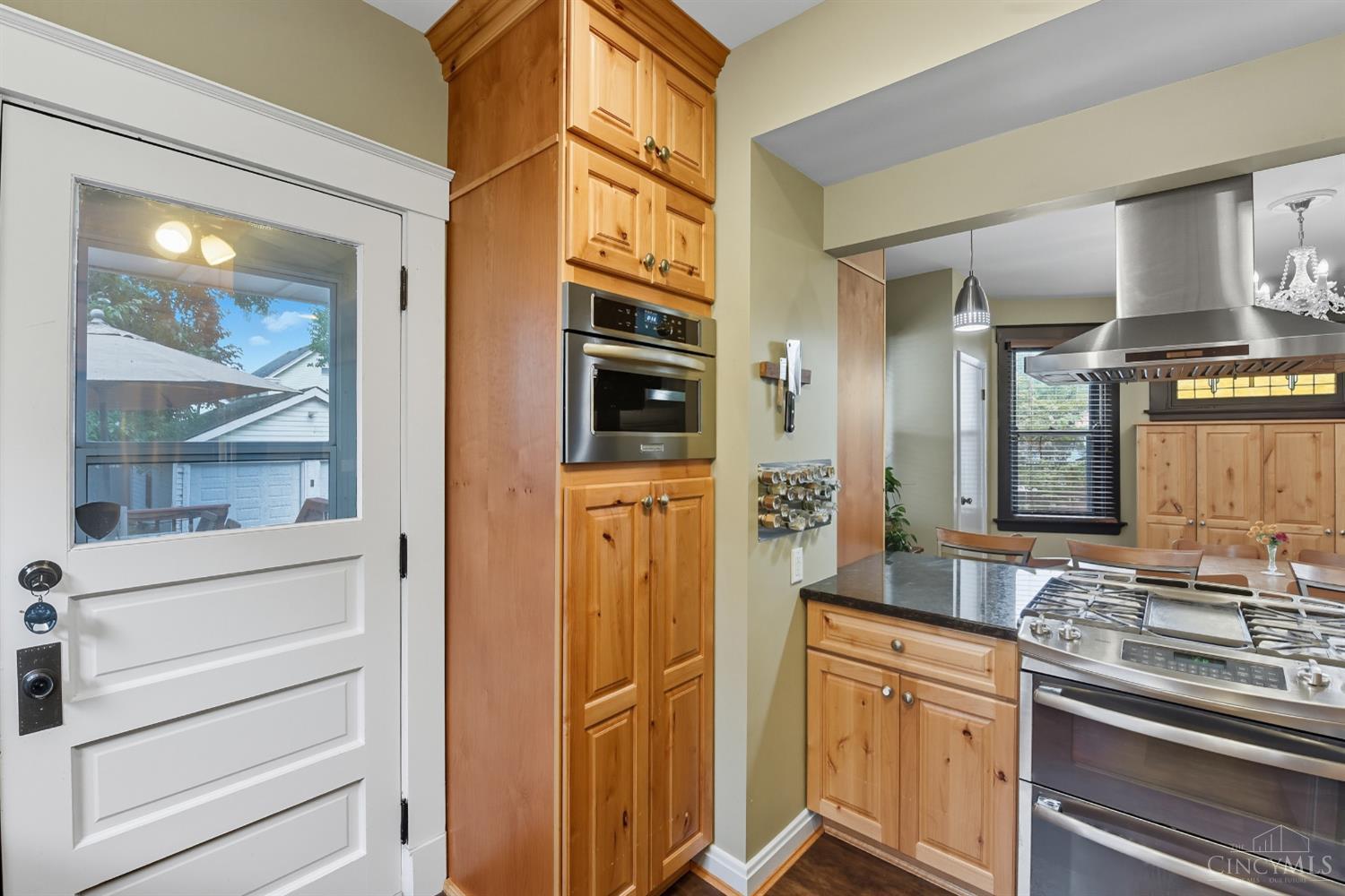 Cincinnati, Ohio, 45209, United States, 5 Bedrooms Bedrooms, ,2 BathroomsBathrooms,Residential,For Sale,1966693