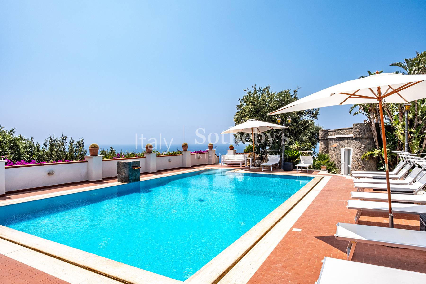  Charming seafront villa in Punta Caruso - 物件實景