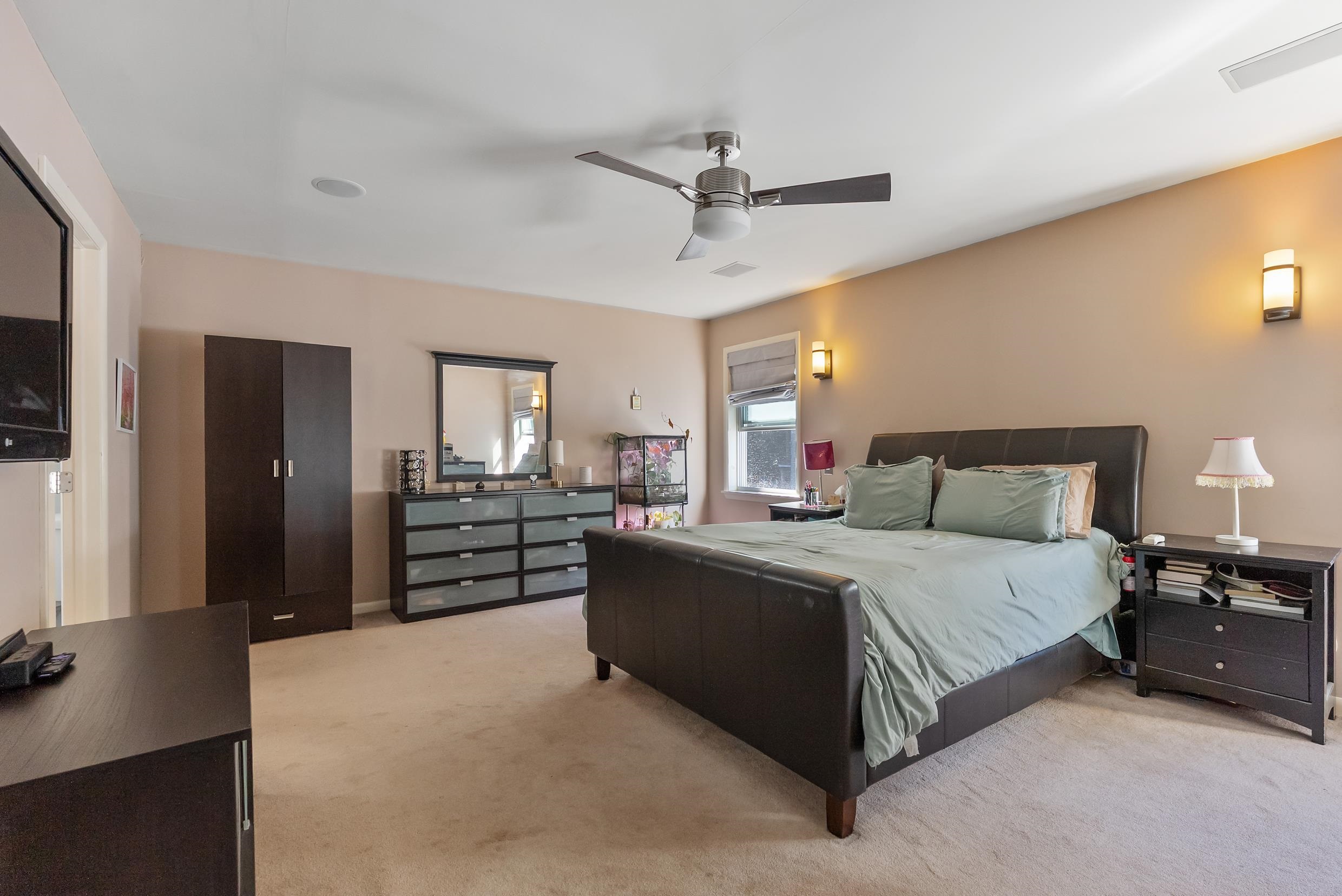 North Cape May, New Jersey, 08204, United States, 4 Bedrooms Bedrooms, ,3 BathroomsBathrooms,Residential,For Sale,1974935