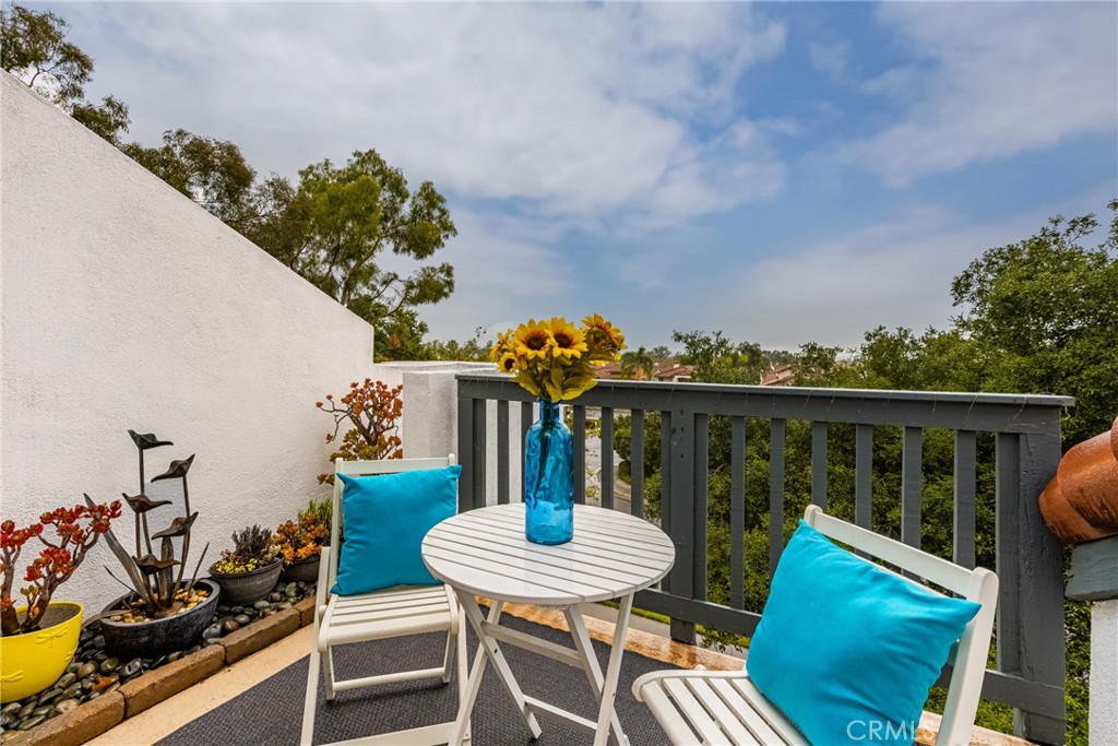 Rancho Santa Margarita, California, 92688, United States, 2 Bedrooms Bedrooms, ,1 BathroomBathrooms,Residential,For Sale,1819932