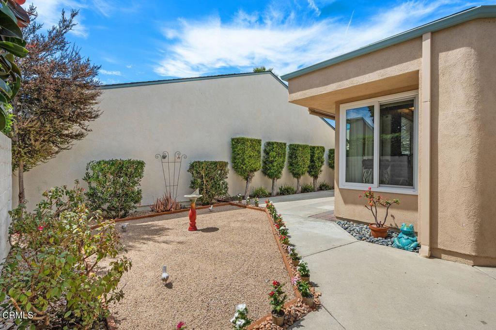 Ventura, California, 93004, United States, 2 Bedrooms Bedrooms, ,2 BathroomsBathrooms,Residential,For Sale,1940217