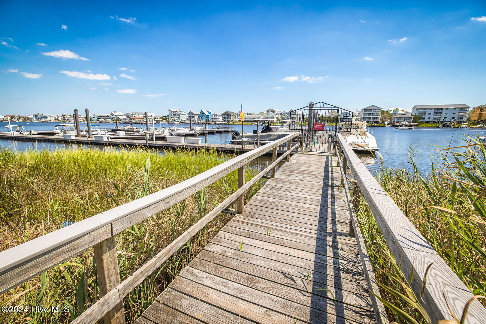 Carolina Beach, North Carolina, 28428, United States, 2 Bedrooms Bedrooms, ,2 BathroomsBathrooms,Residential,For Sale,1821334