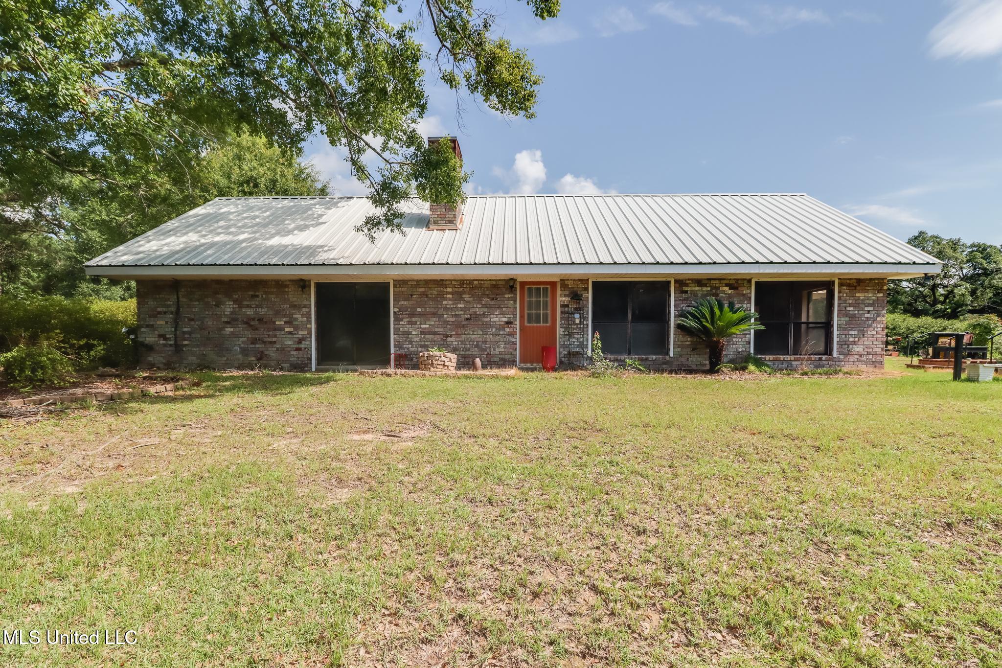 Pass Christian, Mississippi, 39571, United States, 3 Bedrooms Bedrooms, ,2 BathroomsBathrooms,Residential,For Sale,1874692