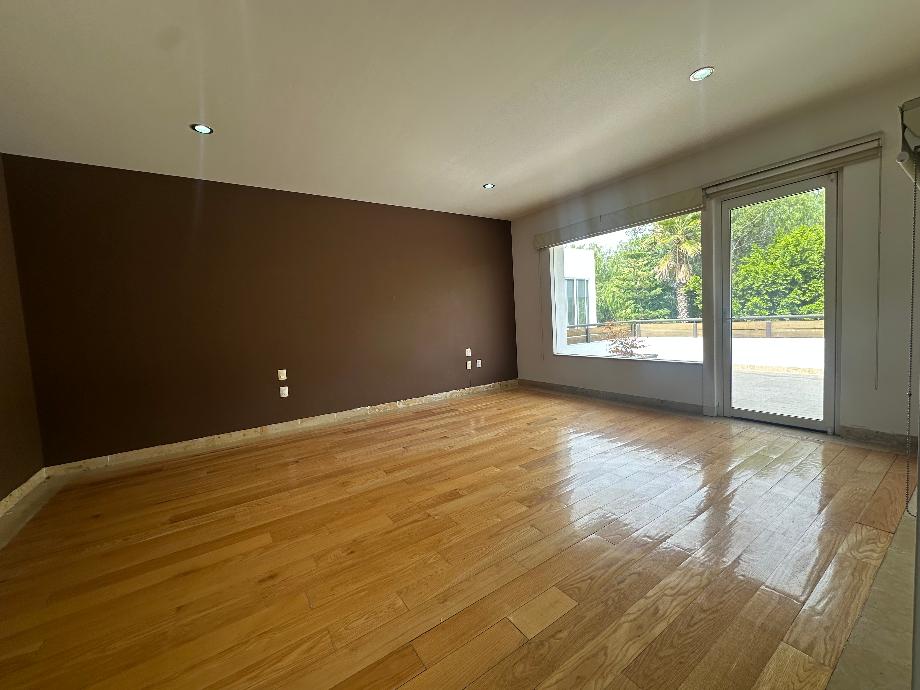 Querétaro, Querétaro, 76100, Mexico, 3 Bedrooms Bedrooms, ,4 BathroomsBathrooms,Residential,For Sale,1699269