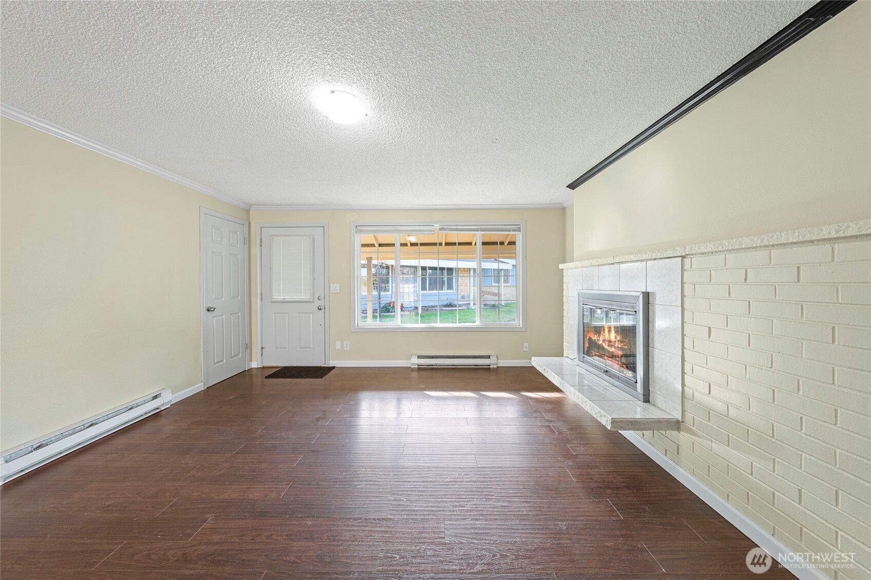 Auburn, Washington, 98001, United States, ,Residential,For Sale,1992028