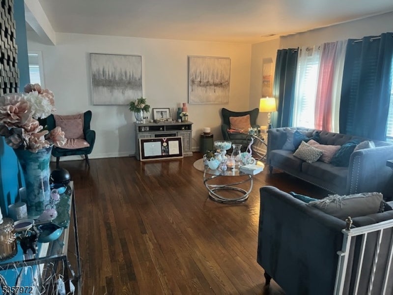 Clark Twp., New Jersey, 07066, United States, 4 Bedrooms Bedrooms, ,3 BathroomsBathrooms,Residential,For Sale,1980988