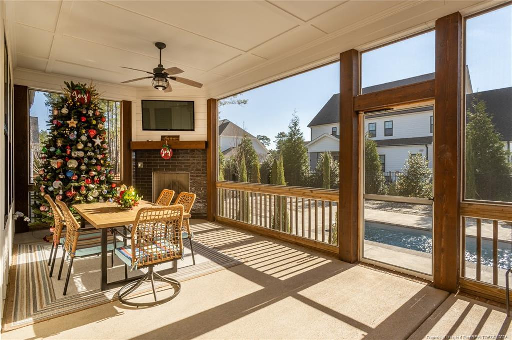 Holly Springs, North Carolina, 27540, United States, 4 Bedrooms Bedrooms, ,4 BathroomsBathrooms,Residential,For Sale,2003311