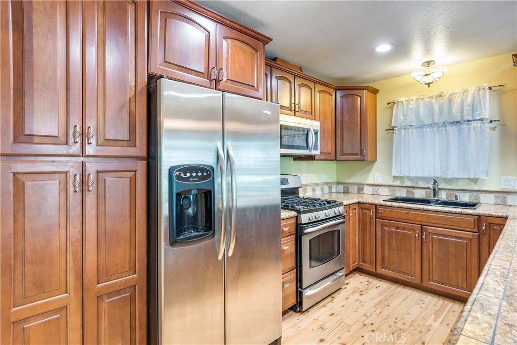 Forest Falls, California, 92339, United States, 3 Bedrooms Bedrooms, ,1 BathroomBathrooms,Residential,For Sale,1878070