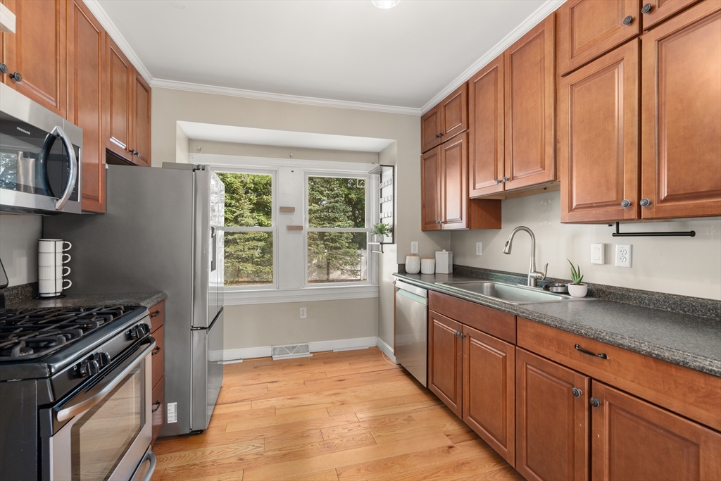 Hudson, Massachusetts, 01749, United States, 3 Bedrooms Bedrooms, ,2 BathroomsBathrooms,Residential,For Sale,1947997