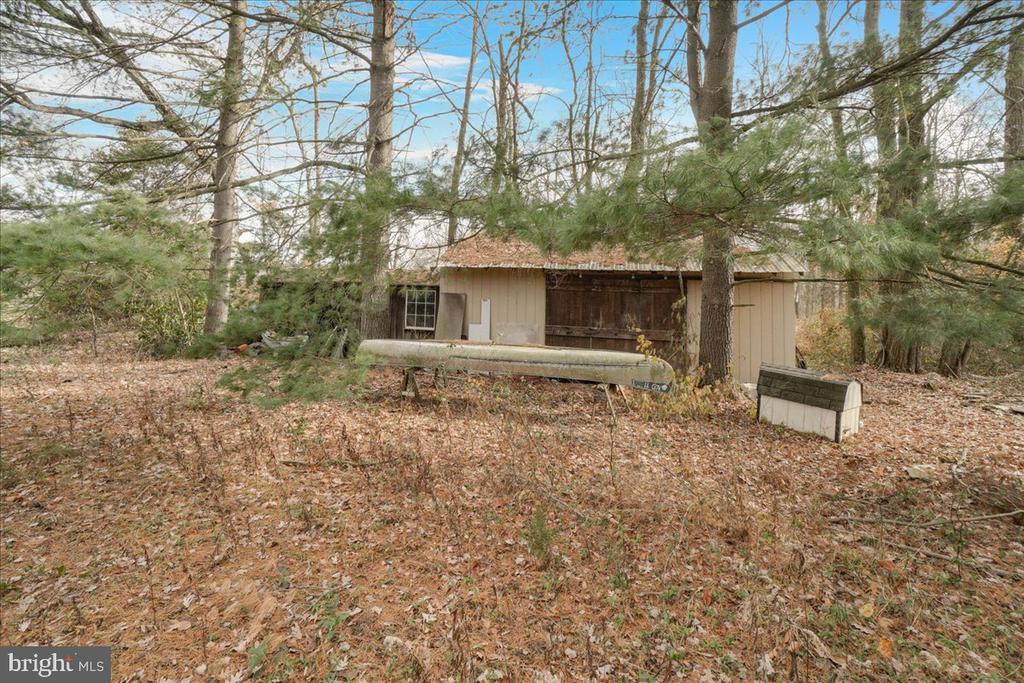 Fayetteville, Pennsylvania, 17222, United States, 3 Bedrooms Bedrooms, ,2 BathroomsBathrooms,Residential,For Sale,1928421