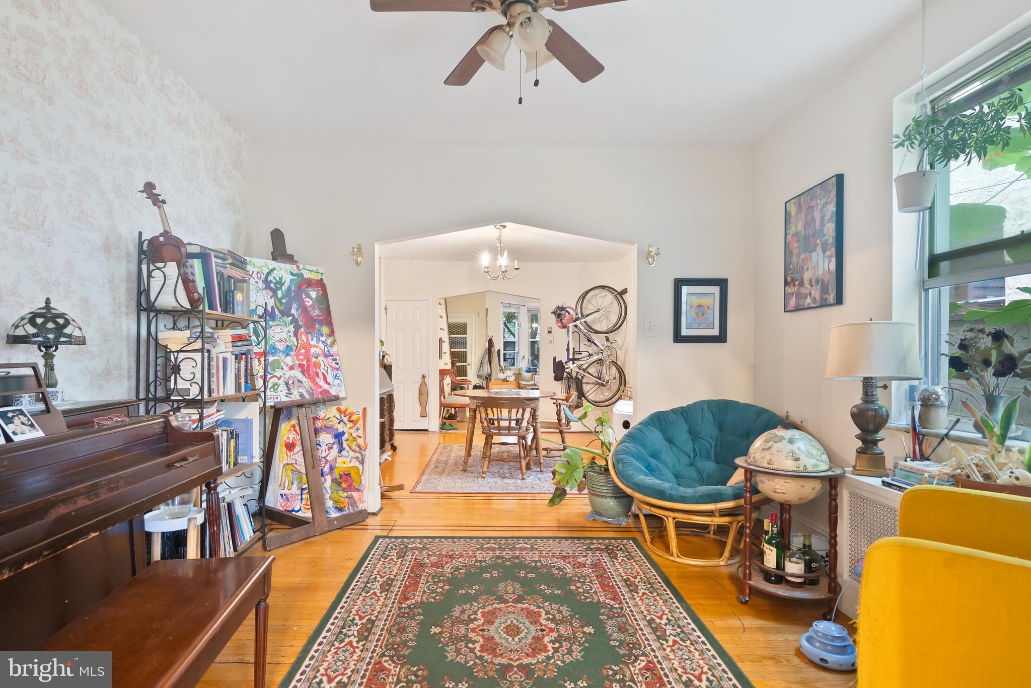 PHILADELPHIA, Pennsylvania, 19147, United States, 4 Bedrooms Bedrooms, ,2 BathroomsBathrooms,Residential,For Sale,1979341