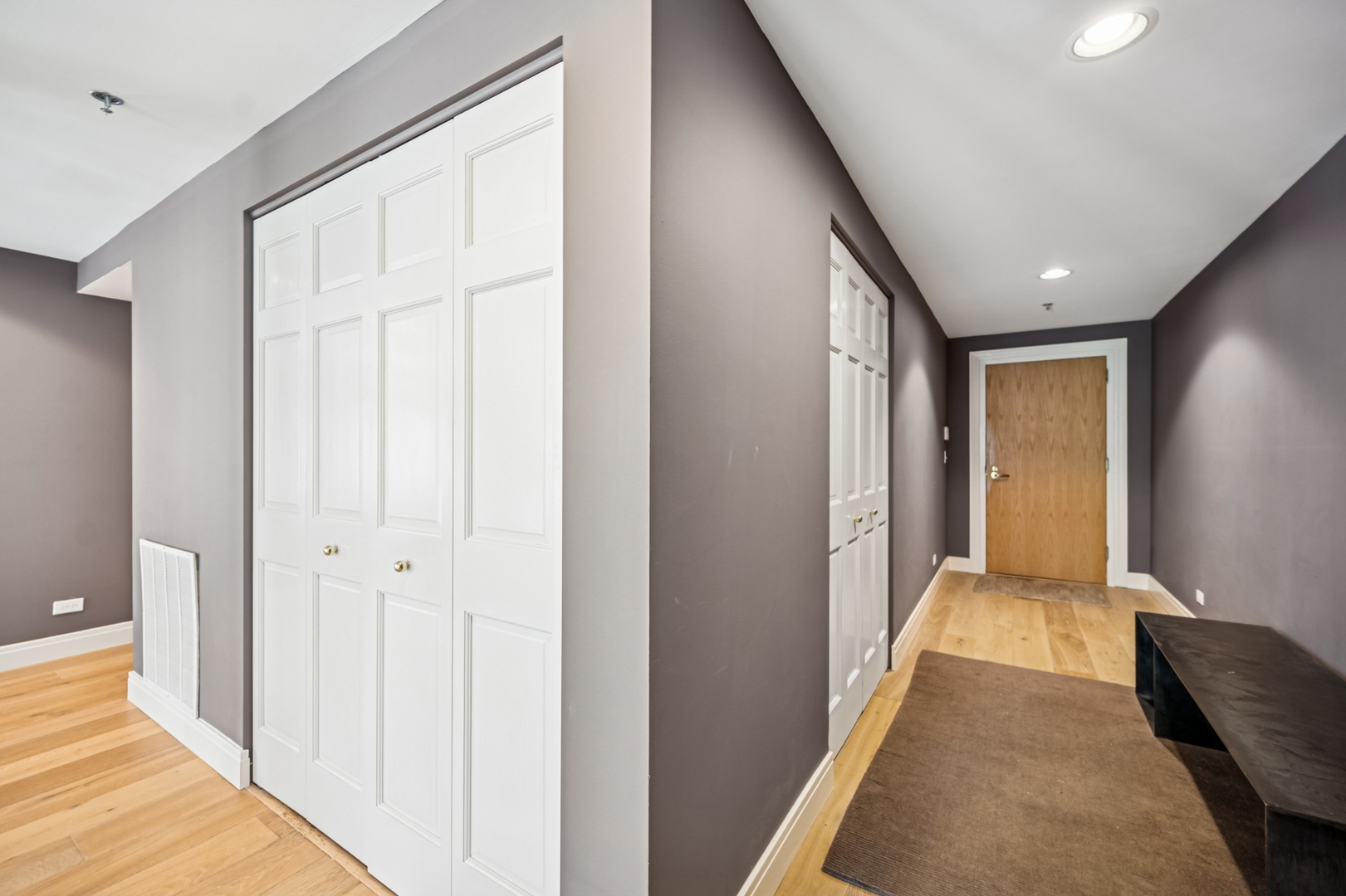 Lake Forest, Illinois, 60045, United States, 3 Bedrooms Bedrooms, ,2 BathroomsBathrooms,Residential,For Sale,1940647