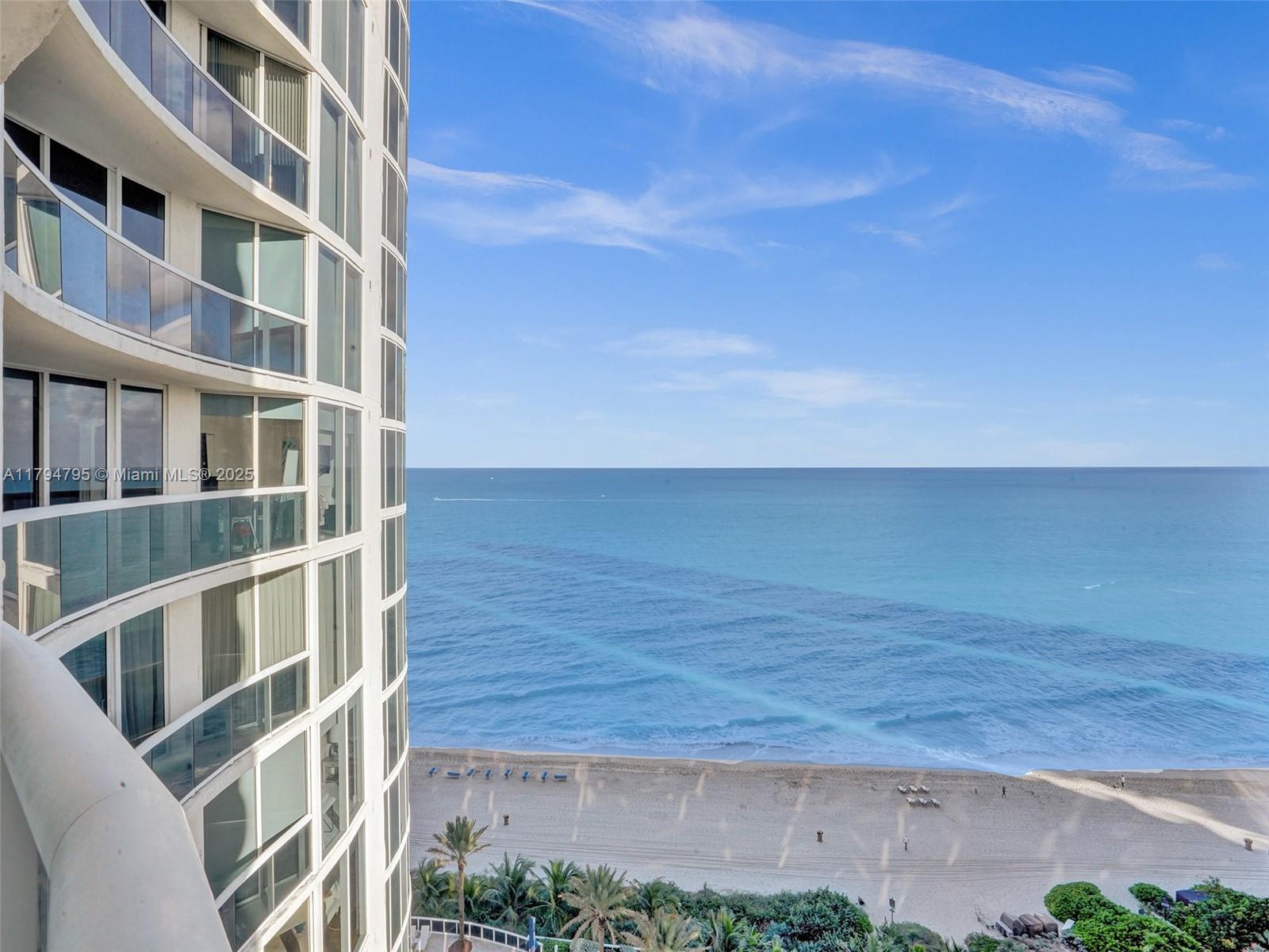 Sunny Isles Beach, Florida, 33160, United States, 2 Bedrooms Bedrooms, ,3 BathroomsBathrooms,Residential,For Sale,1794345