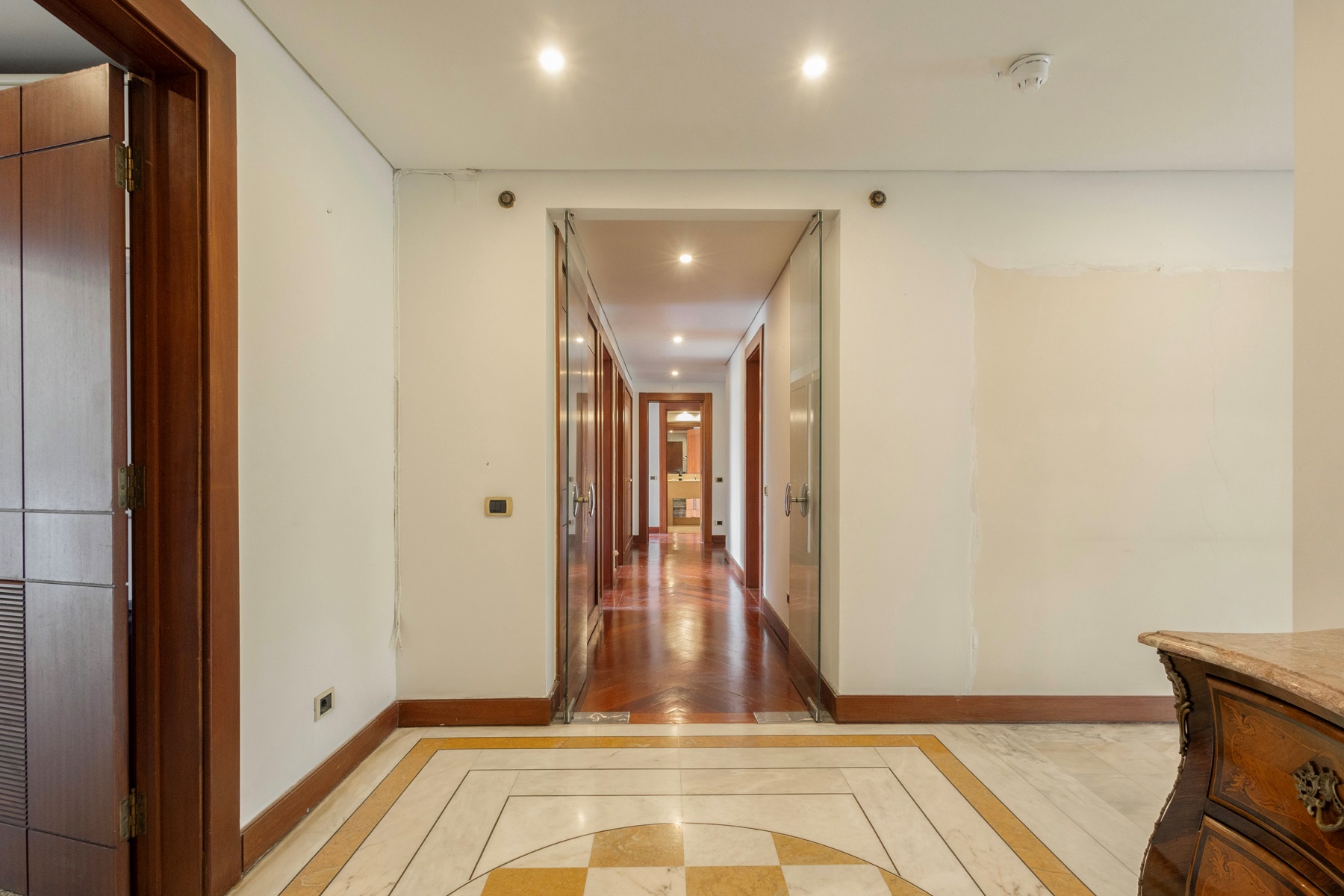  Flat, 4 bedrooms, for Sale - 物件實景