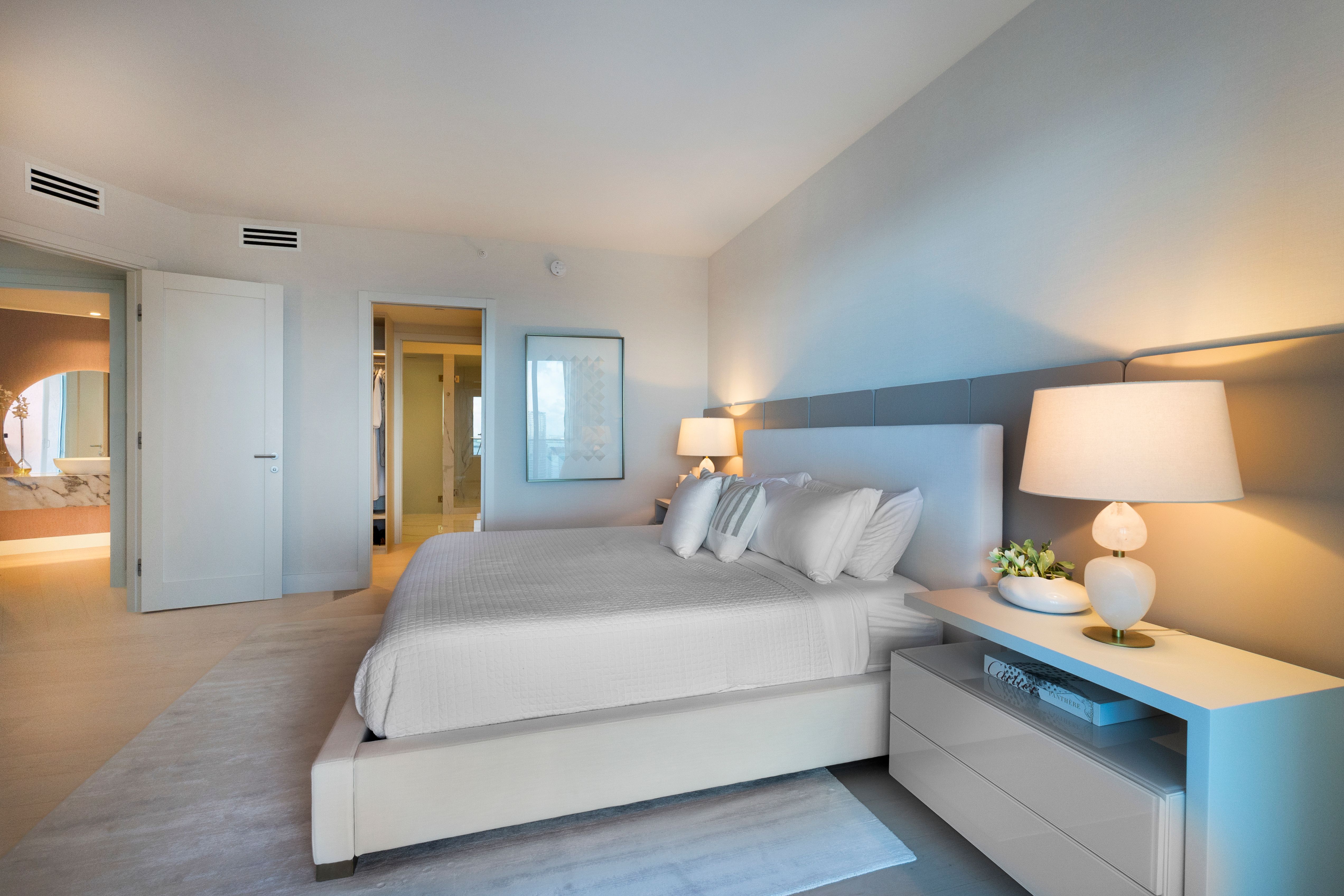  300 S Pointe Dr, Miami Beach, FL, 33139 - 物件實景