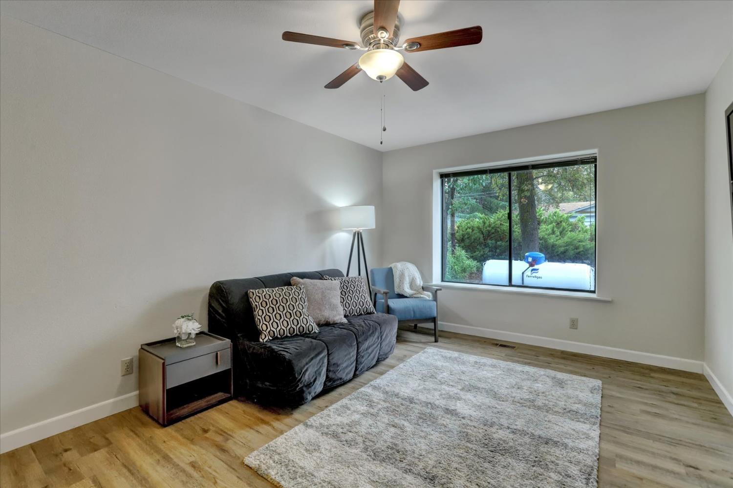 Penn Valley, California, 95946, United States, 3 Bedrooms Bedrooms, ,3 BathroomsBathrooms,Residential,For Sale,1979981